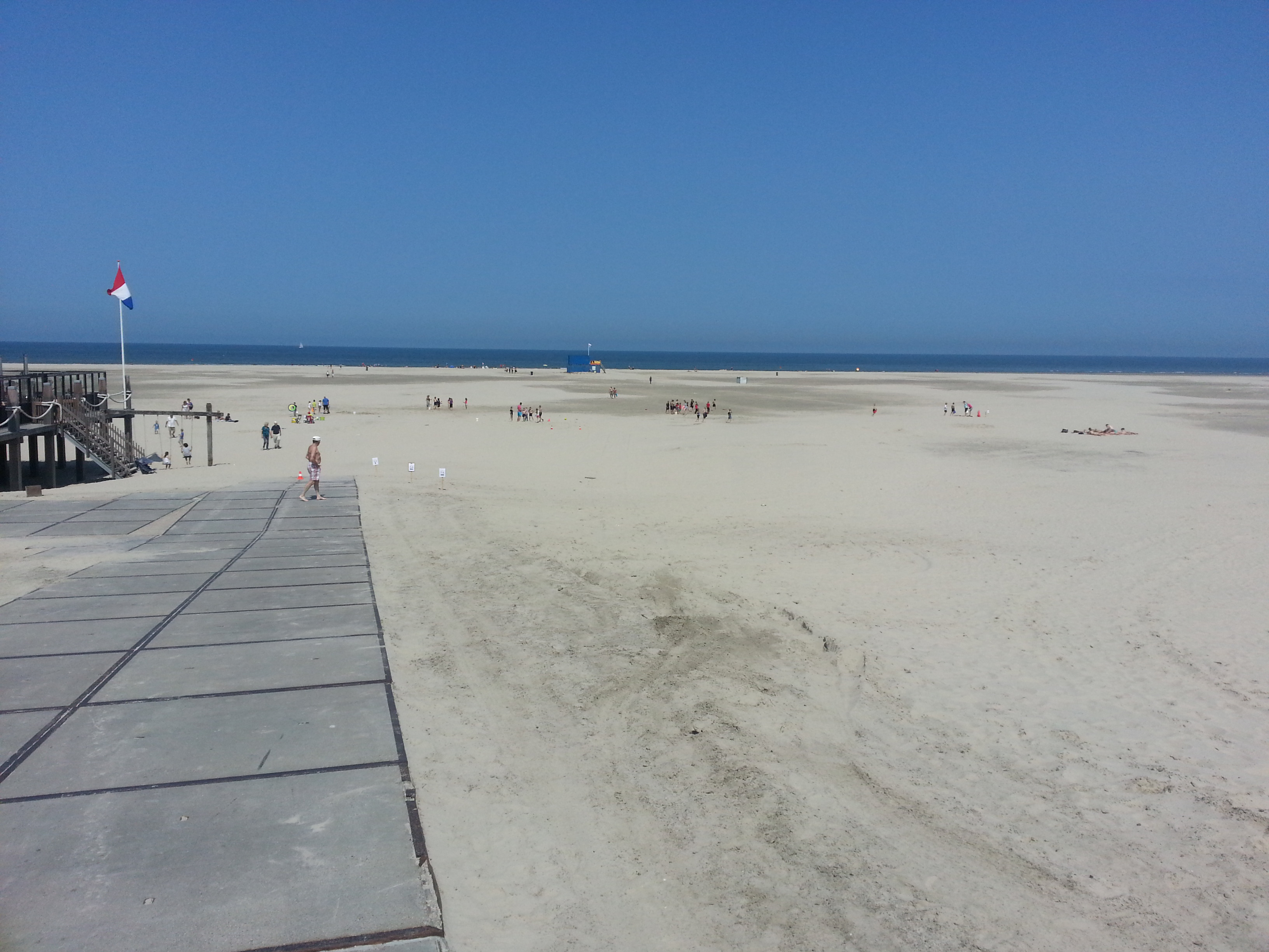 Badstrand Midsland aan Zee
