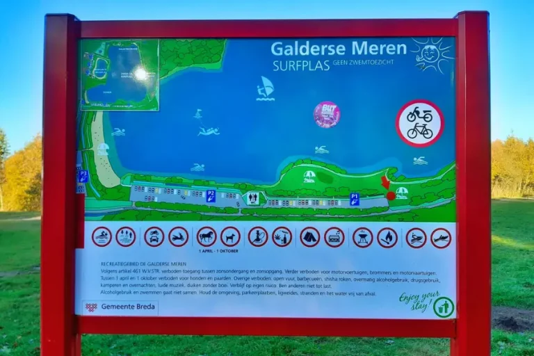 Galderse Meren Surfplas in Z.W. hoek